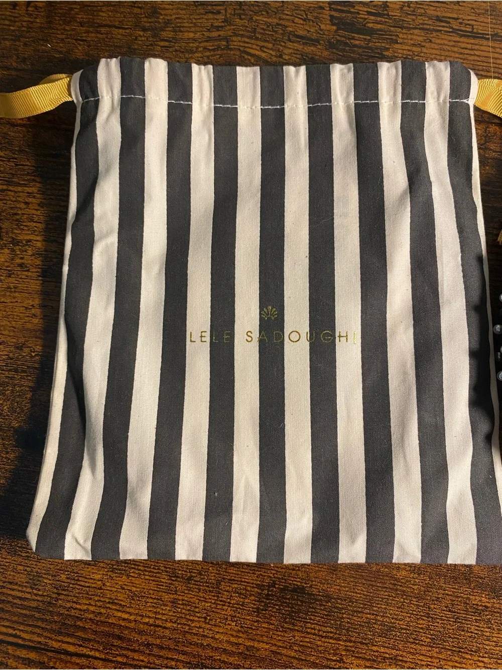 NWT Lele Sadoughi Pearl Top Knot Headband